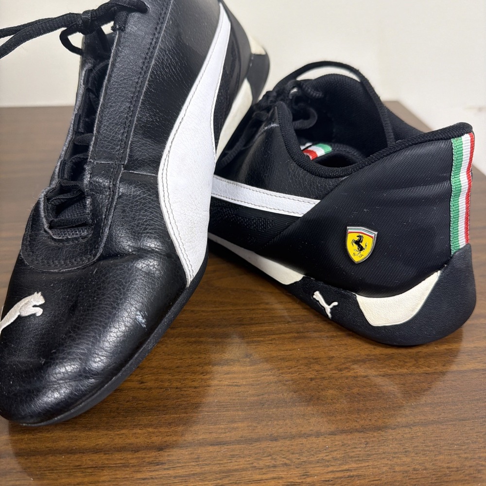 RARE Model PUMA Ferrari Black/white MEN'S SIZE US 10.5 Style 302297-02